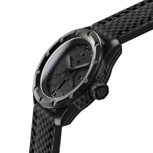 Montre Noire Inrayable Wryst