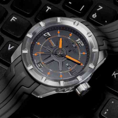 Mens Quartz Watch Wryst ES50 with Swiss Movement