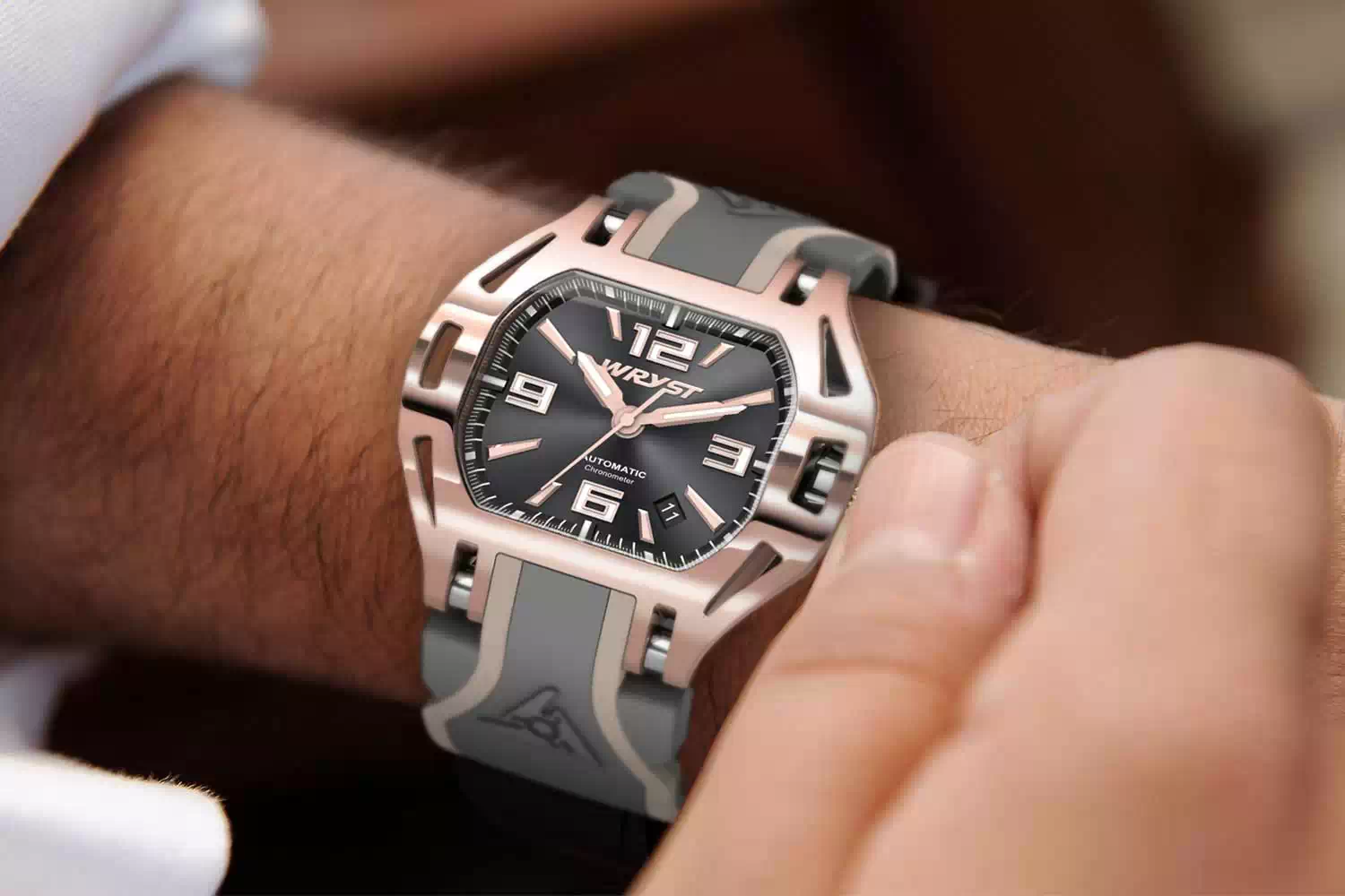 Winding Watches Explained - Hand-winding and Self-Winding