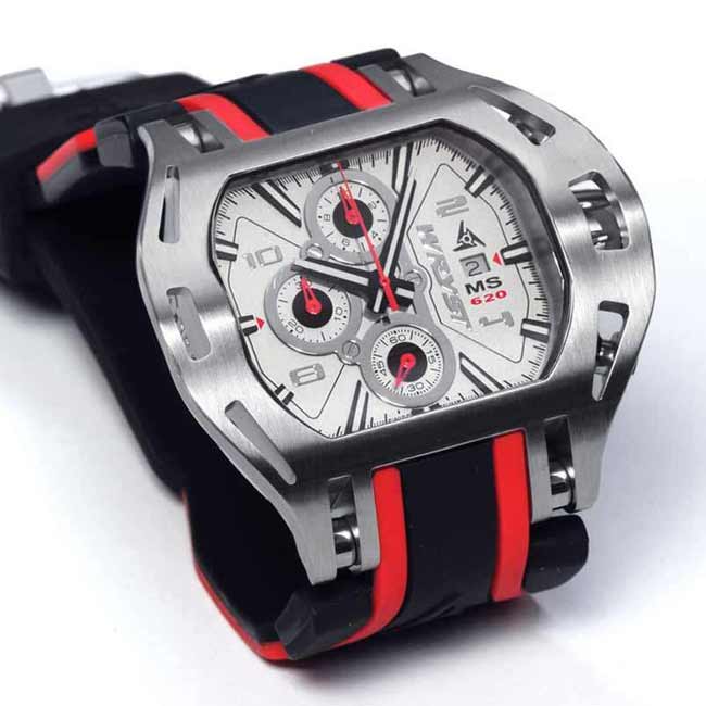 Man Watch Motors for Racing