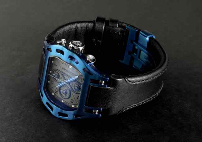 reloj de lujo suizo anodizado azul