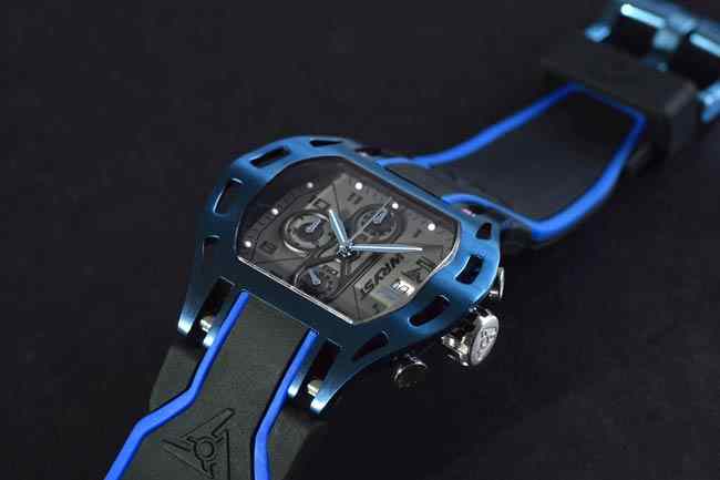 Suiza azul anodizado reloj