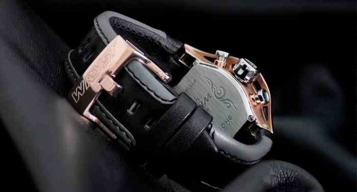 gear sport rose gold