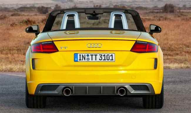 Rückseite des Sportwagens Audi TT