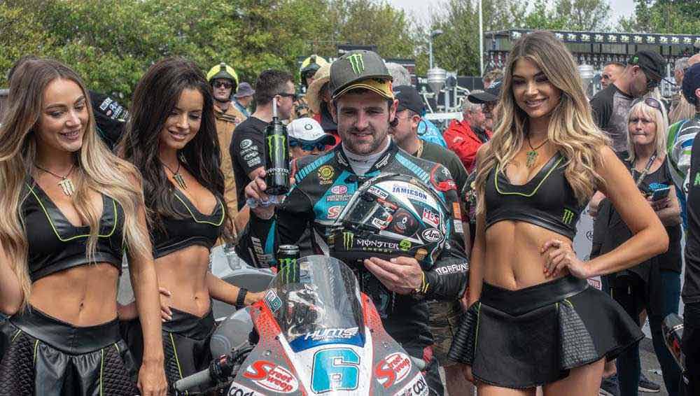 supersport tt 1 winner michael dunlop